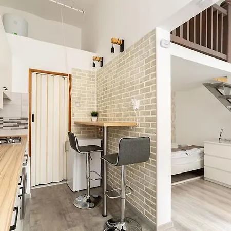 K5 Kis Appartement *